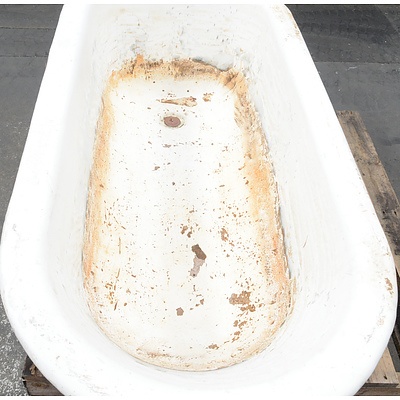 Antique Cast Iron Bath Tub