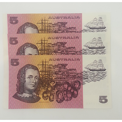 Three Consecutive Serial Numbered 1991 Australian $5 Paper Notes