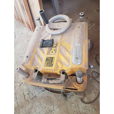 DeWalt DW735-XE 1800W 330mm (13") Planer Thicknesser