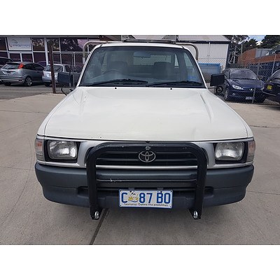 3/1998 Toyota Hilux Workmate RZN147R - Lot 1009754 | CARBIDS