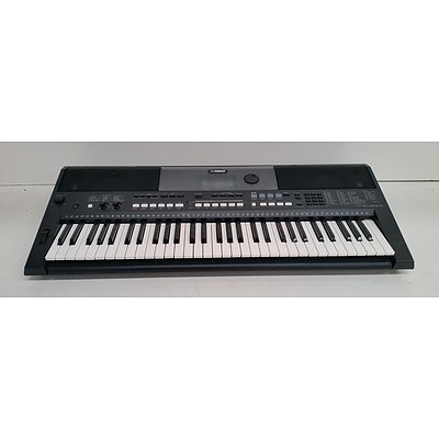 Yamaha PSR E433 Arranger Keyboard