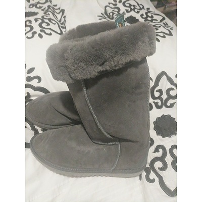 Ugg boots size 13 - never worn