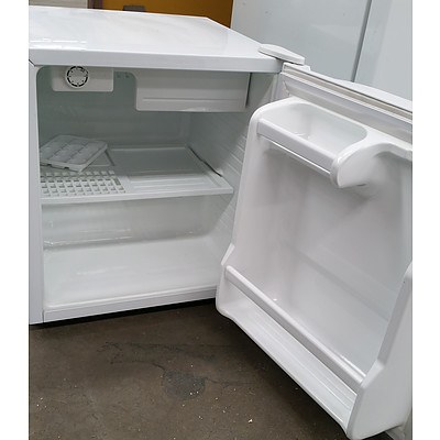 NEC 50 Litre Bar Fridge