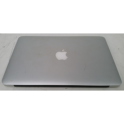 Apple A1370 11-Inch Core 2 Duo (SU9400) 1.40GHz MacBook Air Laptop