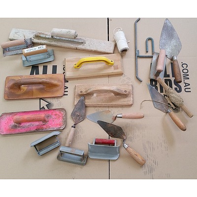 Concreting Tools - Box lot