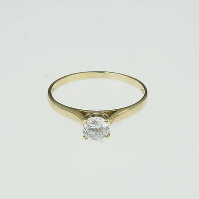 9ct Yellow Gold Ring With Colourless Paste
