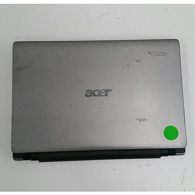 Acer Aspire 10.4 Inch Core i3 12GHz Laptop