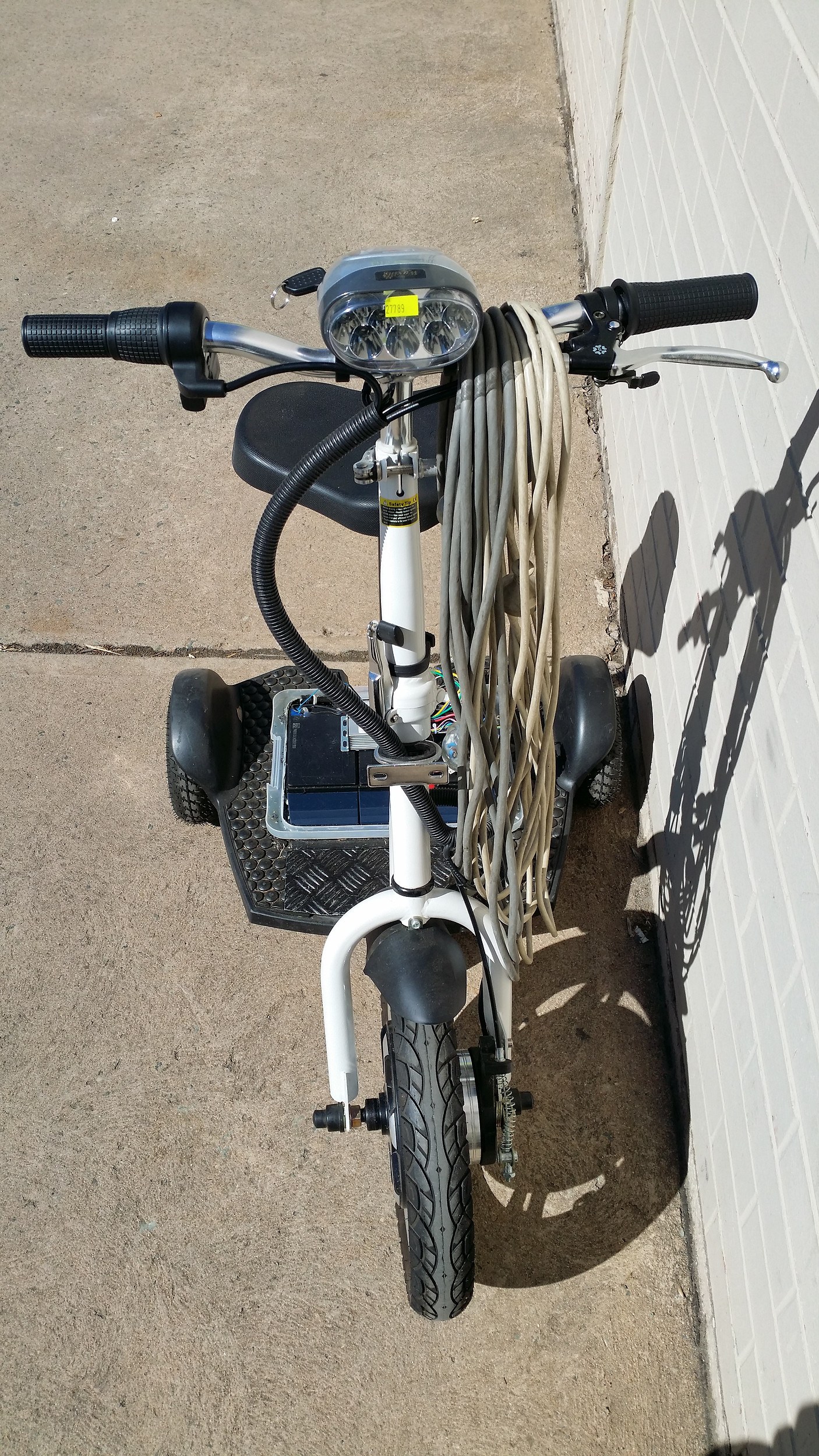 Wuxing Scooter with Yurn Lang Intelligent Lot 1018444 ALLBIDS