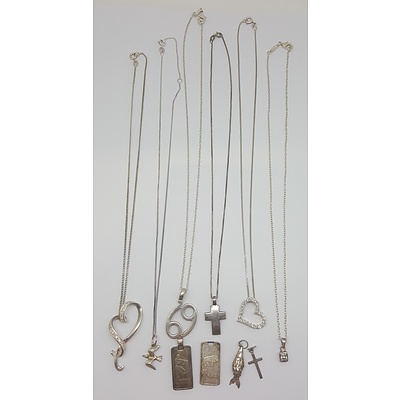 Quantity of Assorted Sterling Silver Jewellery