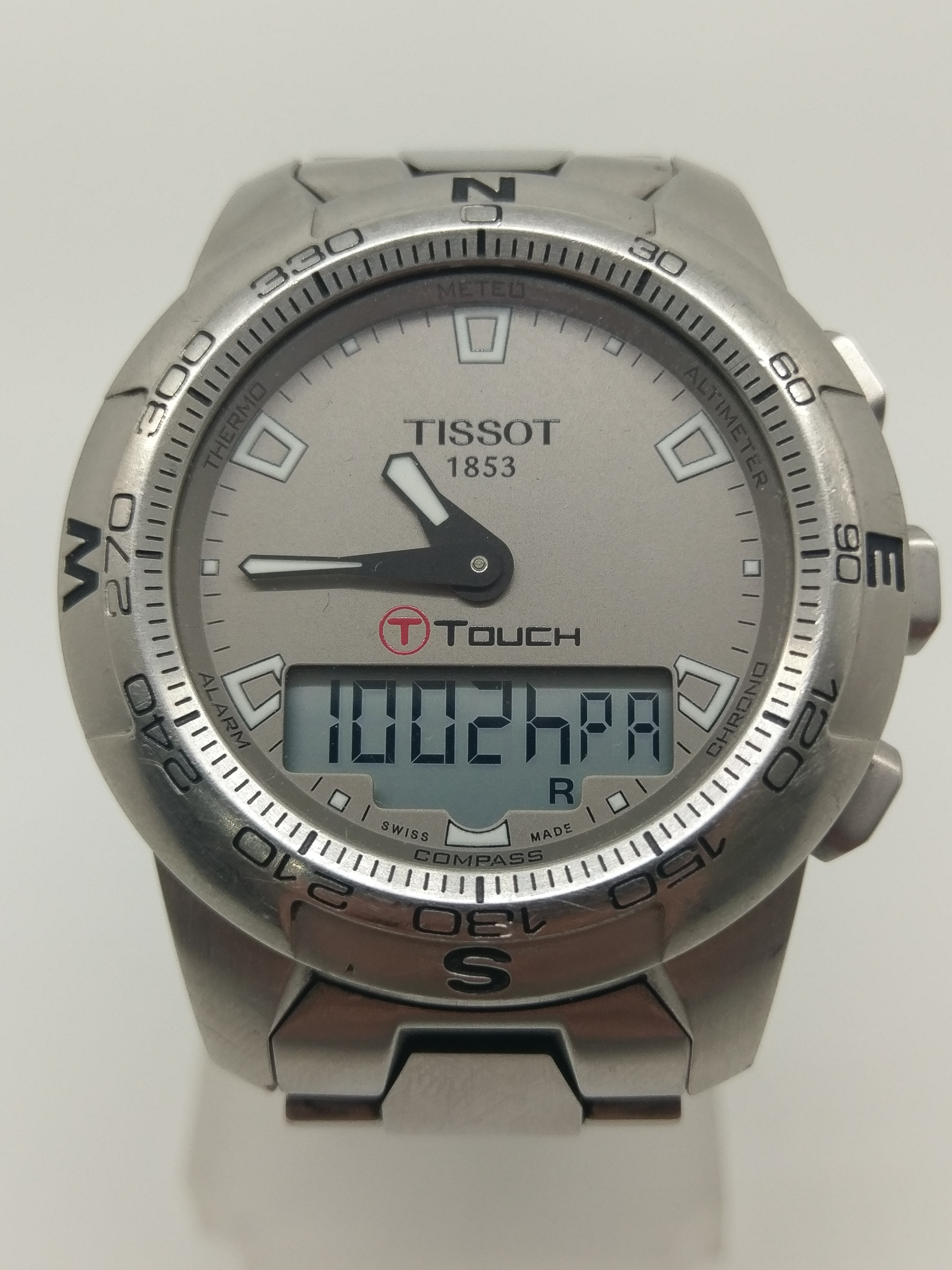 tissot t047420a
