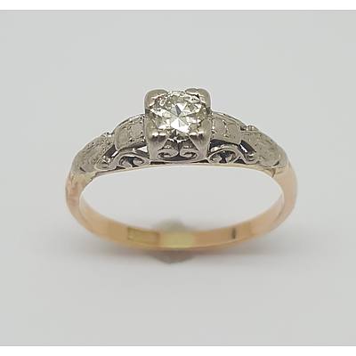 18ct Yellow Gold and Diamond Ring