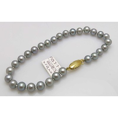 Silver-black Cultured Pearl Bracelet with 9ct Gold Clasp