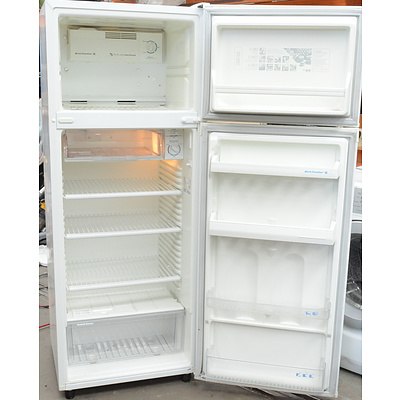 Kelvinator 300 Litre Fridge/Freezer