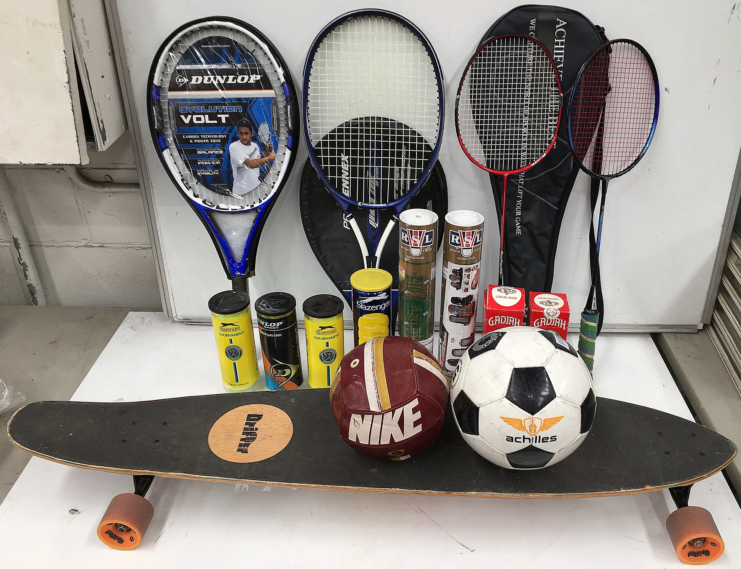 Large Assortment of Outdoor and Lot 1015861 ALLBIDS