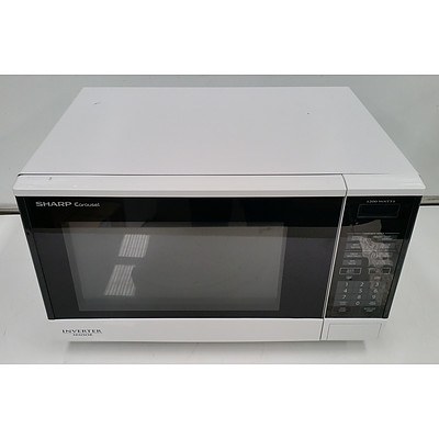 Sharp Carousel 1100W  Microwave