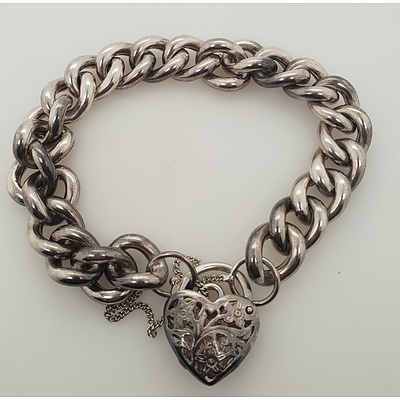 Sterling Silver decorative padlock heart bracelet