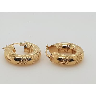 9ct Yellow Gold hoop earrings