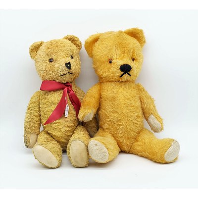 Two Vintage Teddybears