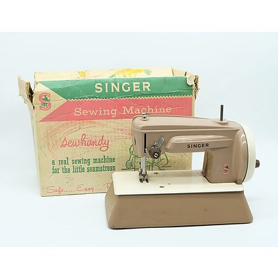 Vintage Singer Sewhandy Sewing Machine