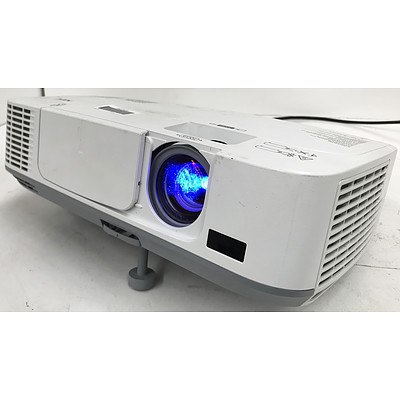 NEC M311X XGA 3LCD Projector