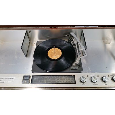 Vintage Kriesler HiFi Mulit Sonic Stereo Radiogram