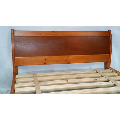 Queen Size Pine Sleigh Bed