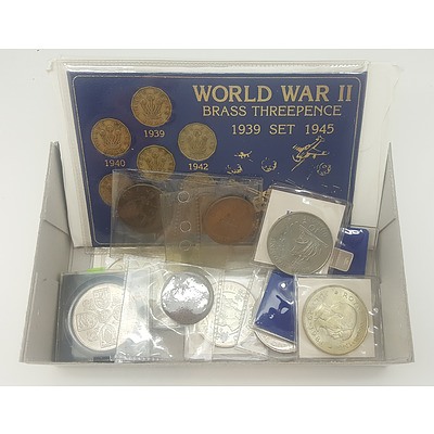 Tray of Assorted Coins and Commemoratives