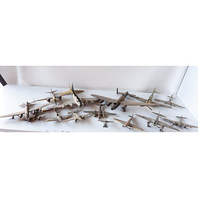 Large Group of Model Planes and Plane Parts