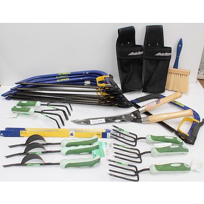 Gardening and Pruning Equipment - Lot of 31 - Brand New