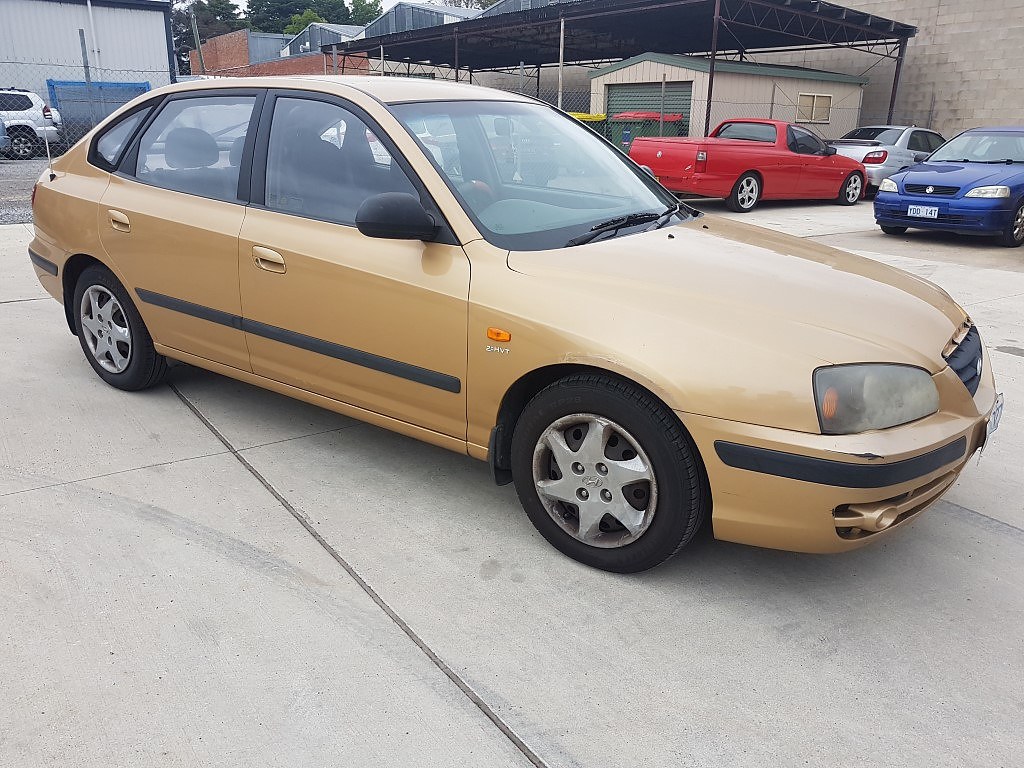 Hyundai elantra 2004 года