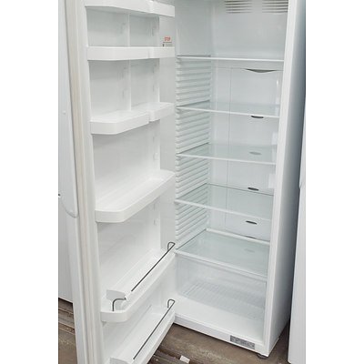 Fisher and Paykel 450 Litre Upright Refrigerator