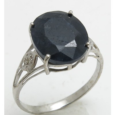 10ct White Gold Sapphire & Diamond Ring