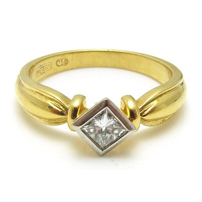18ct Yellow & White Gold Diamond Solitaire Ring