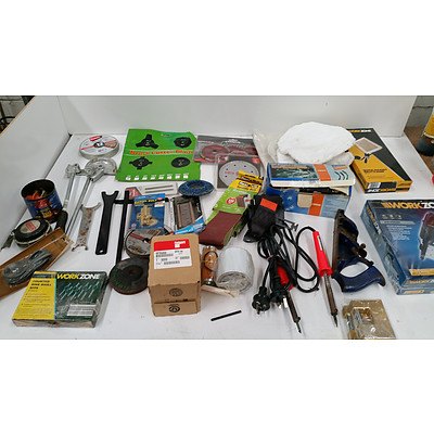 Assorted Tools & accessories - Box Lot