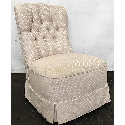 Button Upholstered Bedroom Chair