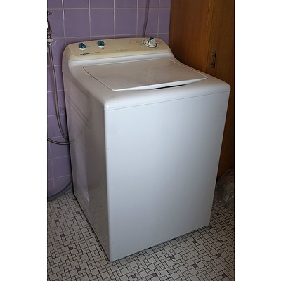 Simpson Esprite 650 Top Load Washing Machine and Drying Rack