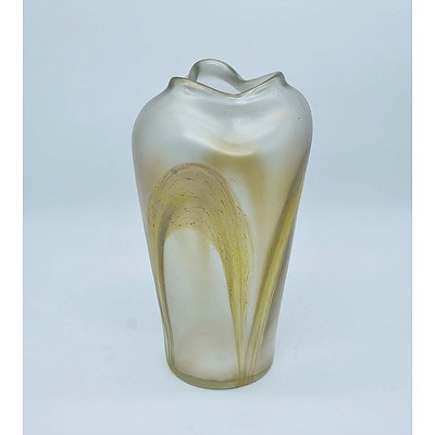 Iridescent Art Nouveau Art Glass Vase Early 20th Century