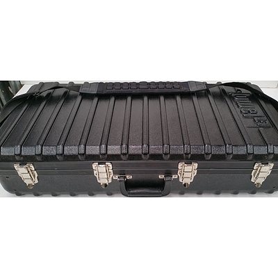 Lowel Lighting Kit With Accessories and Road Case