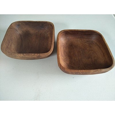 Pair of carved wooden bowls
