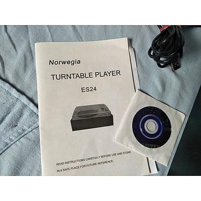 Norwegia Turntable Player ES24 for recording records onto digital media via computer