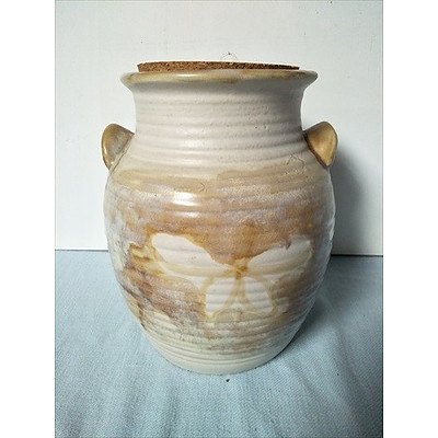 Pottery Cookie Jar with cork lid