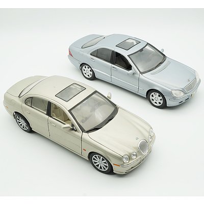 Maisto 1:18 Jaguar S Type and Maisto 1:18 Mercedes Benz S Class