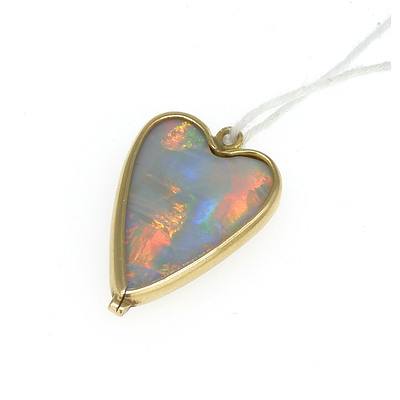 14ct Yellow Gold Heart Shaped Opal Pendant