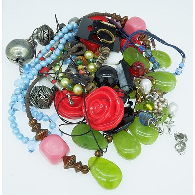 Group of Costume Jewellery Necklaces