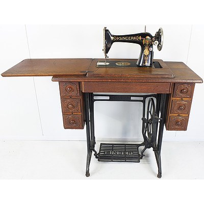 Vintage Singer Sewing Machine and Stand(circa 1935)