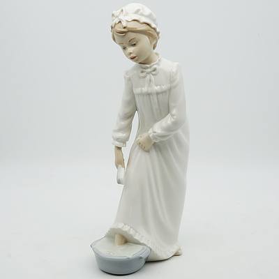 Spanish Nao Porcelain Child Figurine