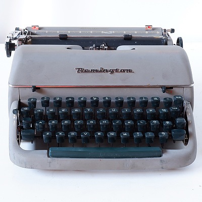 Remington Rand Typewriter EQR363322 and Case