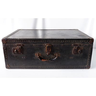 Victor Luggage Steamer Trunk