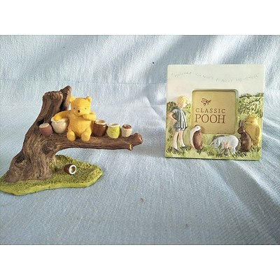 Winnie the Pooh "Chris & Friends" mini frame and "Pooh on a tree" figurine by Charpente