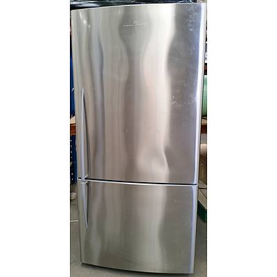 Fisher and Paykel 520 Litre Bottom Mount Stainless Steel Fridge/Freezer